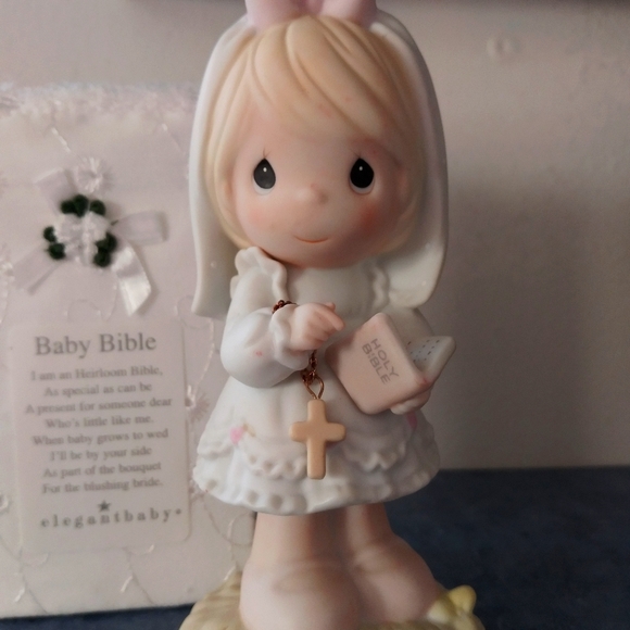Precious Moments Figurine💒🗝 - Picture 4 of 4